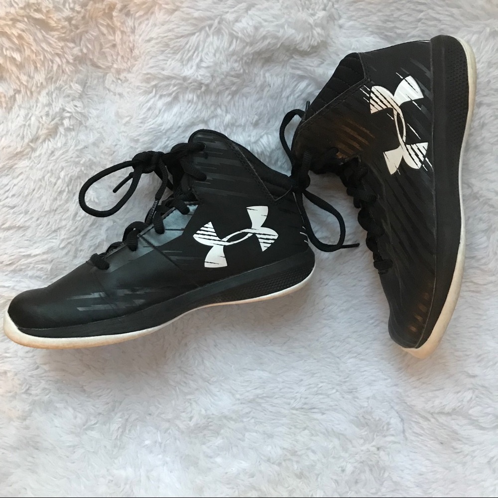Under Armour shoes 🏀🏈